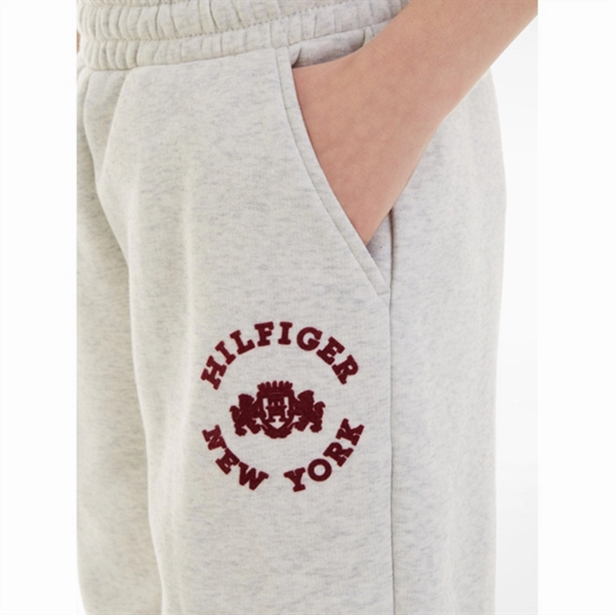 Tommy Hilfiger Crest Varsity Sweatpants New Light Grey Heather ink TemperatureRegulating Textiles