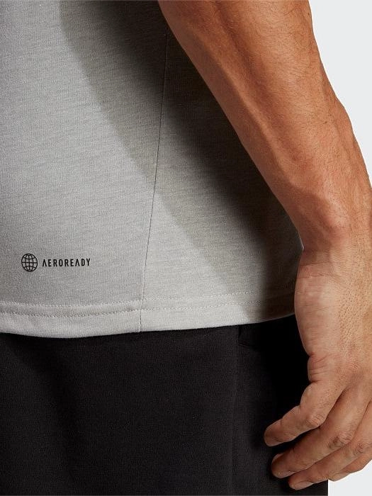 Train Essentials Feelready T-Shirt Relaxed Smart Weekend Look