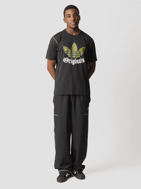 Trefoil Essentials Woven Cargo Trousers Reflective details