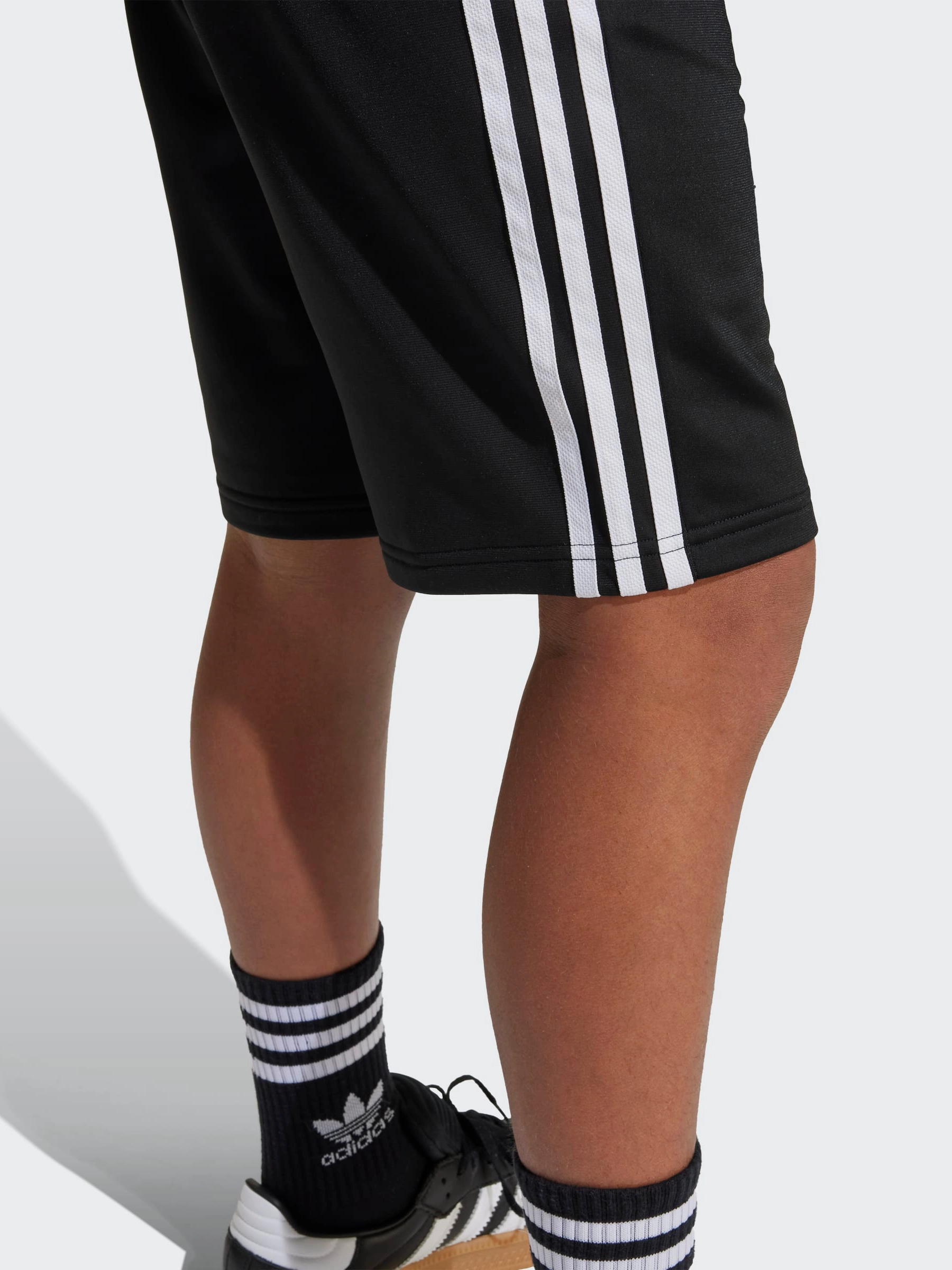 AbrasionResistant Tactile Feedback Loops Tricot Shorts