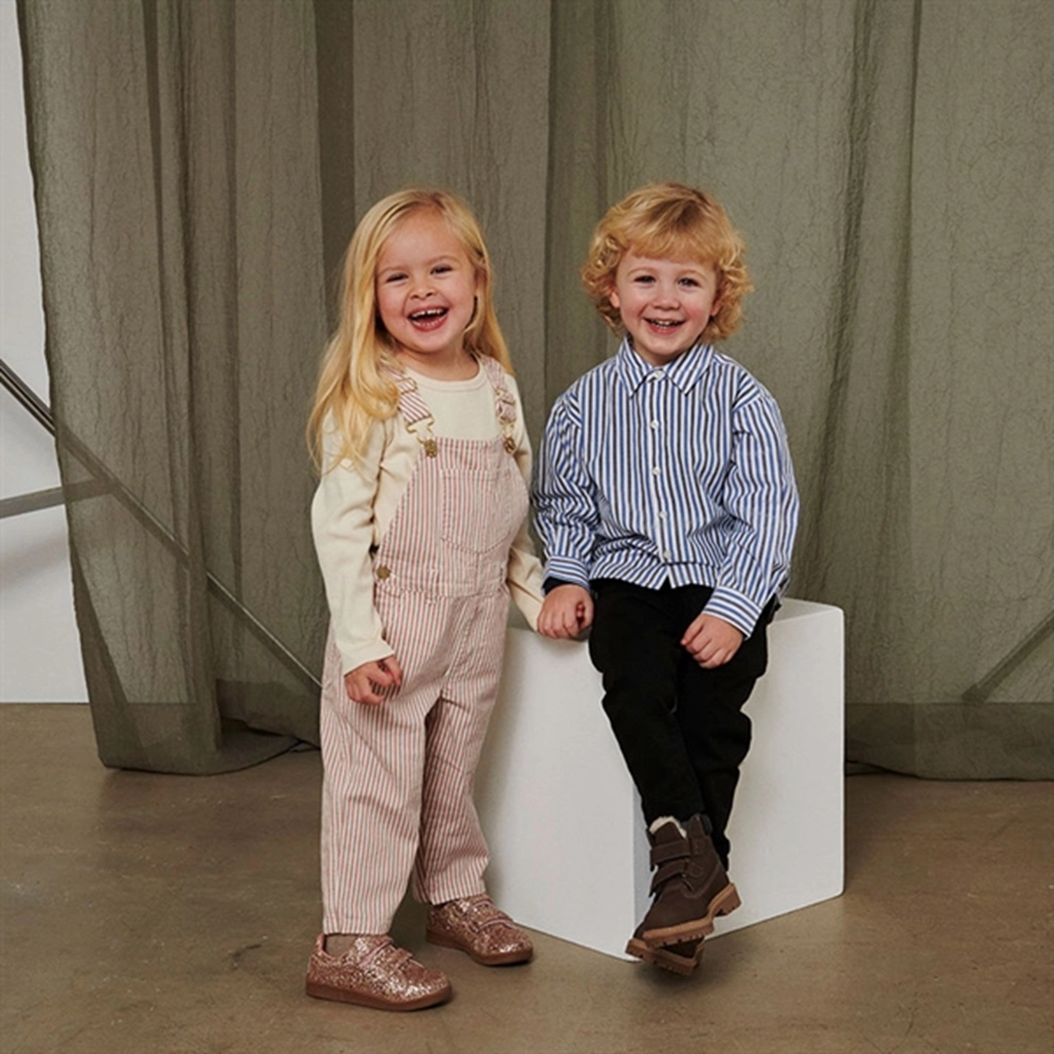 Flattering Fit Sofie Schnoor Misty Rose Overalls