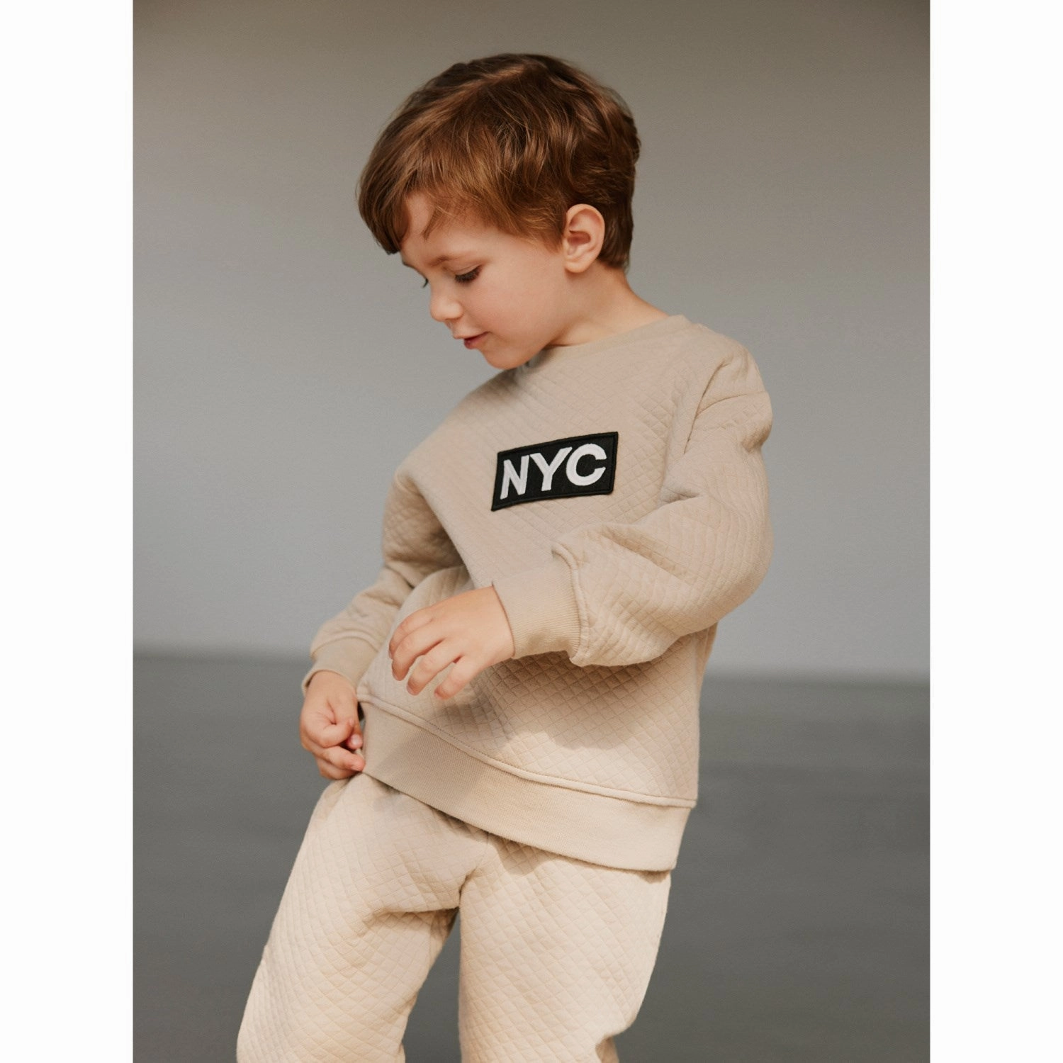 Ergonomic Articulated Cut Sofie Schnoor x Luksusbaby Sand Sweatpants