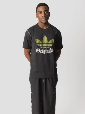 Distressed Graphic Tee Comfortable Weave