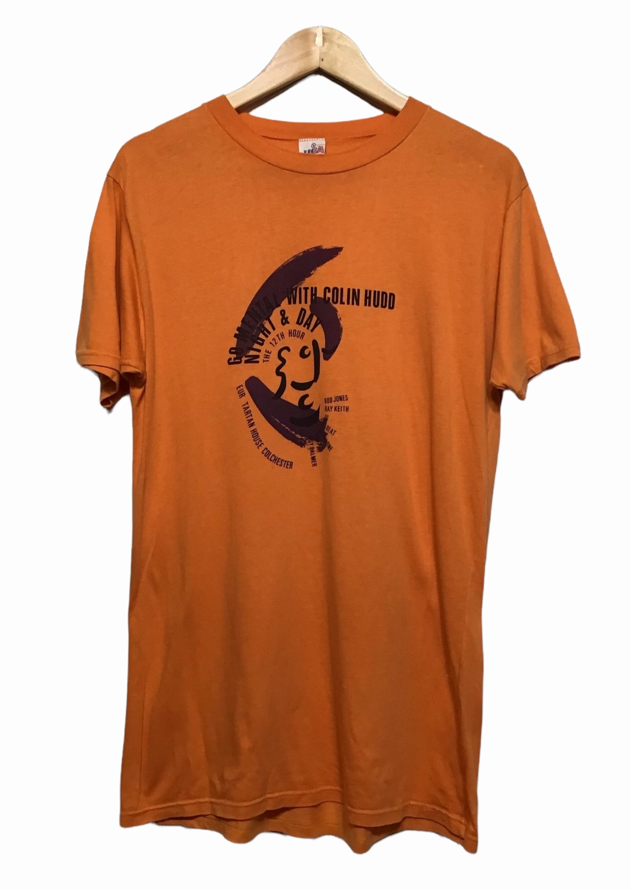 Holiday Wear Luxurious Colin Hudd Graphic Tee (Size X Large)