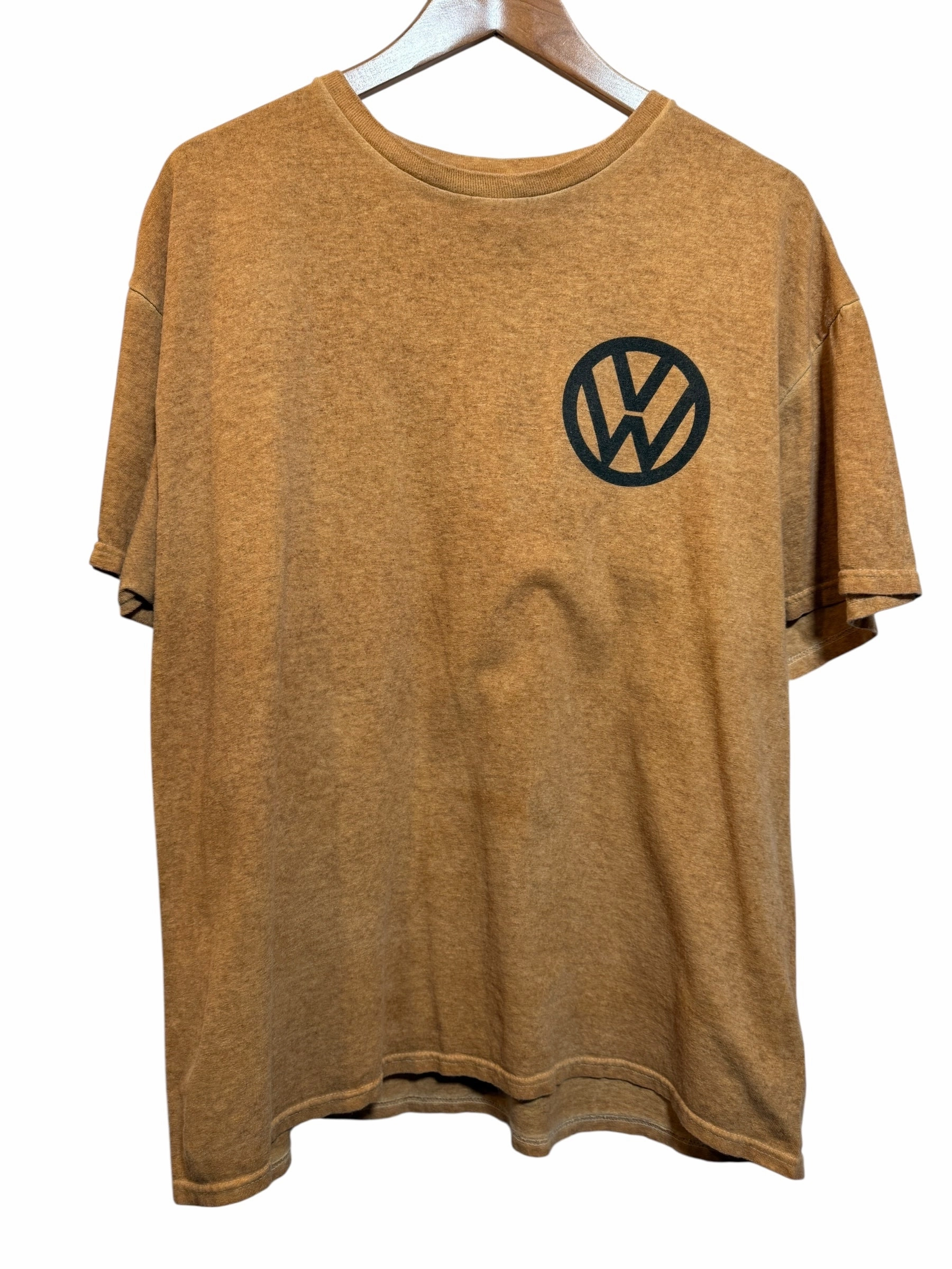 loose but not baggy Stain Resistant Volkswagen Mens Brown T Shirt (Size XL)