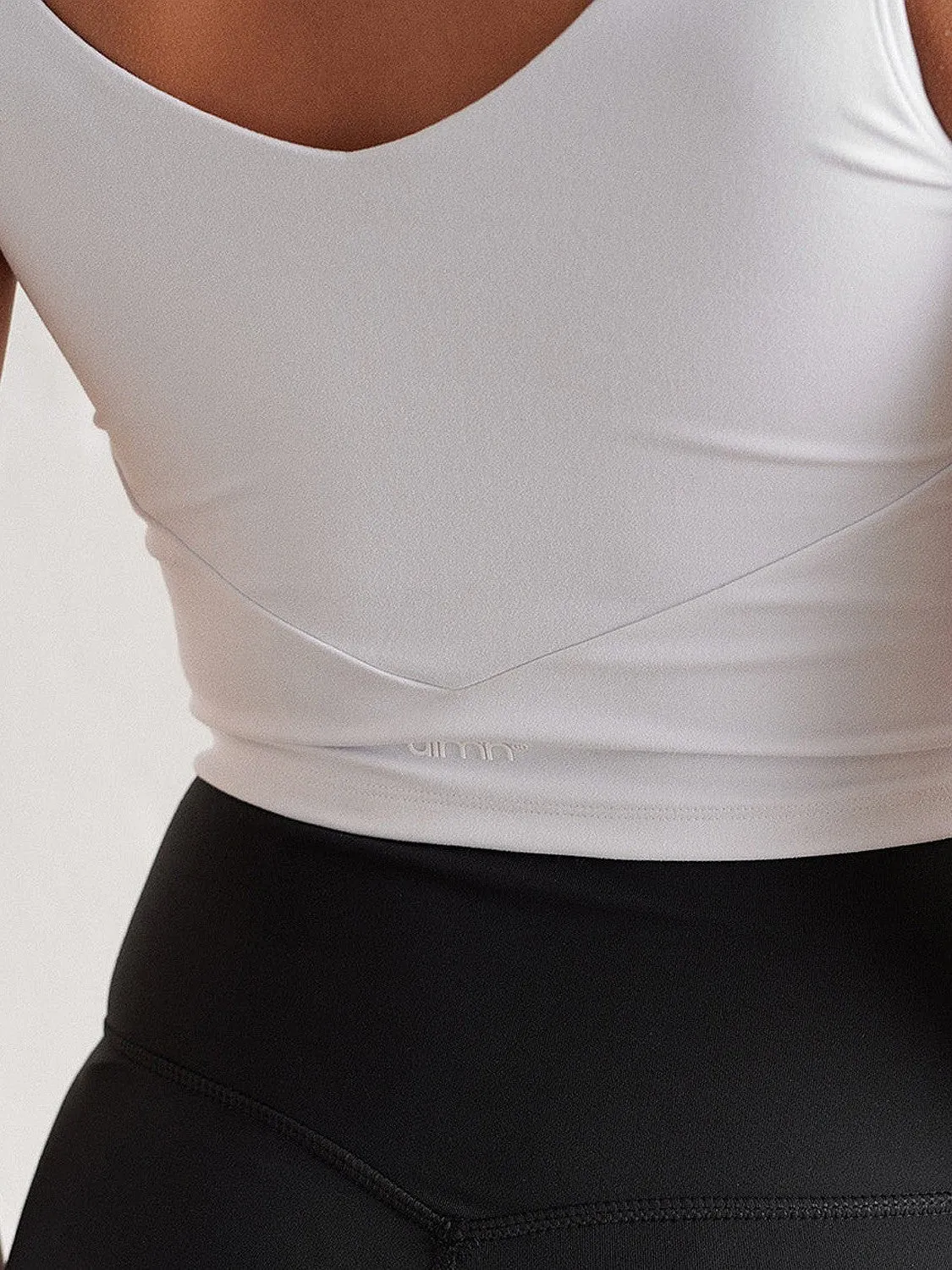 temperature regulation slim fit White Sense Bralette