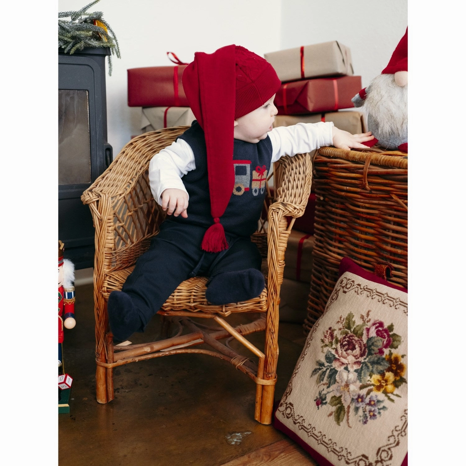 Personalized Enhancement Hust & Claire Navy Perry Vest