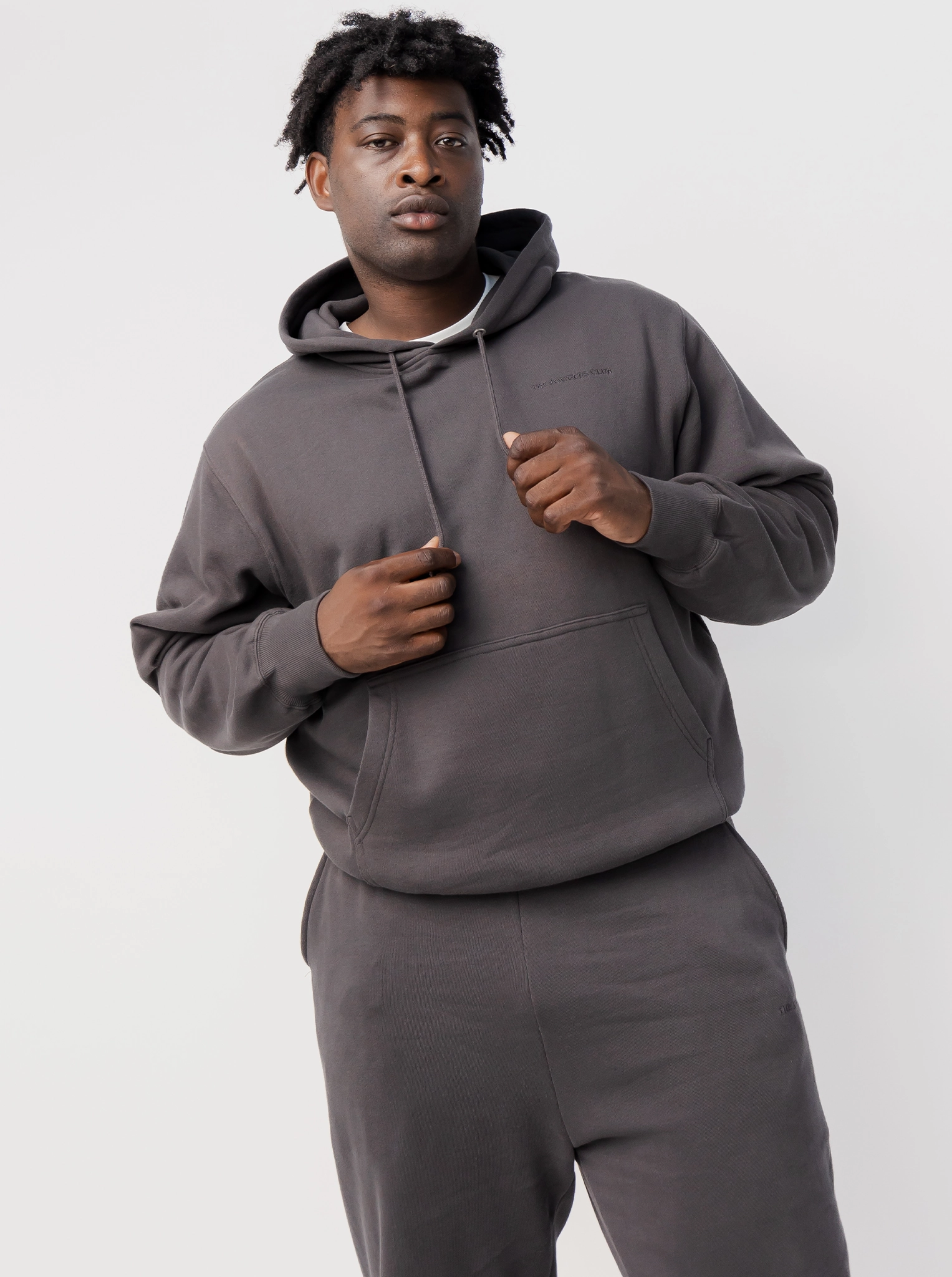 Anti Pill Finish Sport Outfit Classic Hood in Washed Black